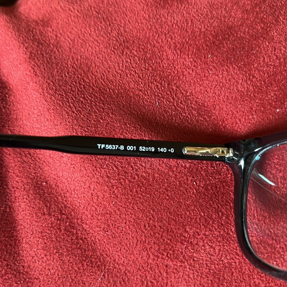 Eyeglasses - image 3